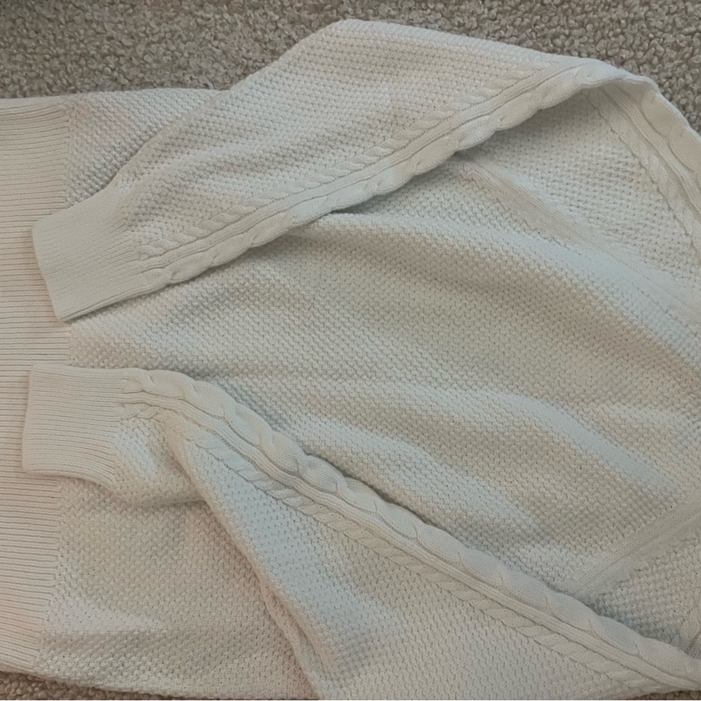 GAP white Textured Knit Crewneck - Picture 4 of 4